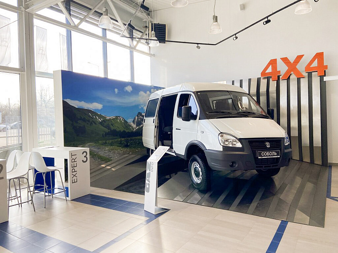 Автосалон GAZ - освещение рис.2